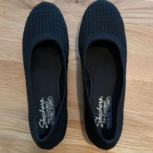 Sketchers fabric memory foam flats- black 9.5